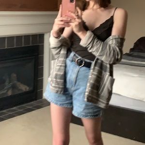 Meet your Posher, Amelia